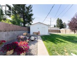 1114 11 Avenue N, Lethbridge, AB T1H1M7 Photo 29