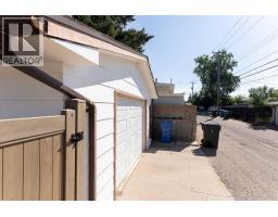 1114 11 Avenue N, Lethbridge, AB T1H1M7 Photo 34