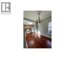 324 Tenth Street, New Westminster, BC V3M3Y5 Photo 11