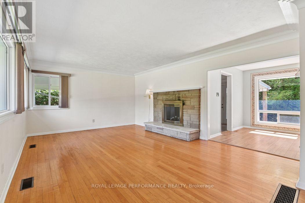 18 HONEY GABLES DRIVE - 6