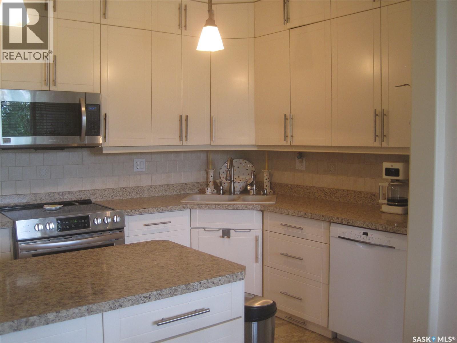 240 3435 Hillsdale STREET, Regina — photo 7