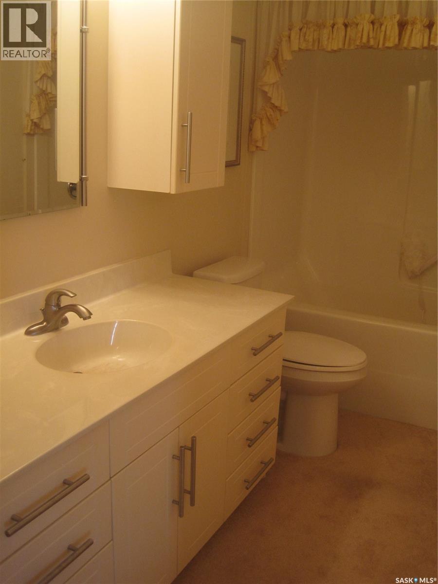 #240 3435 Hillsdale STREET - 23