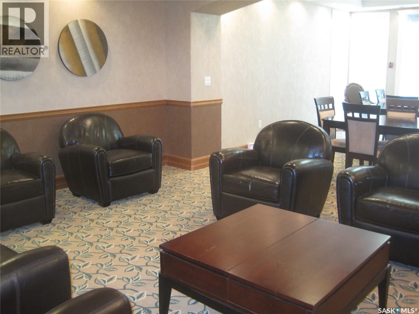 #240 3435 Hillsdale STREET - 36