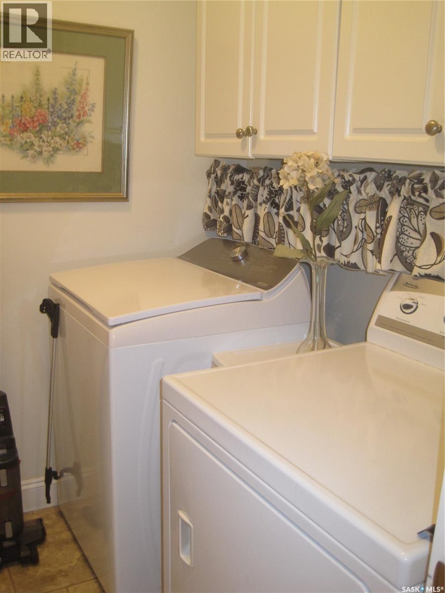 #240 3435 Hillsdale STREET - 32