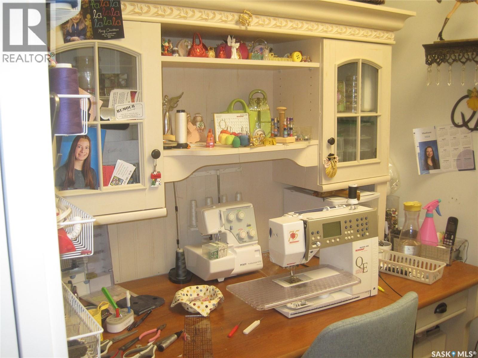 #240 3435 Hillsdale STREET - 31