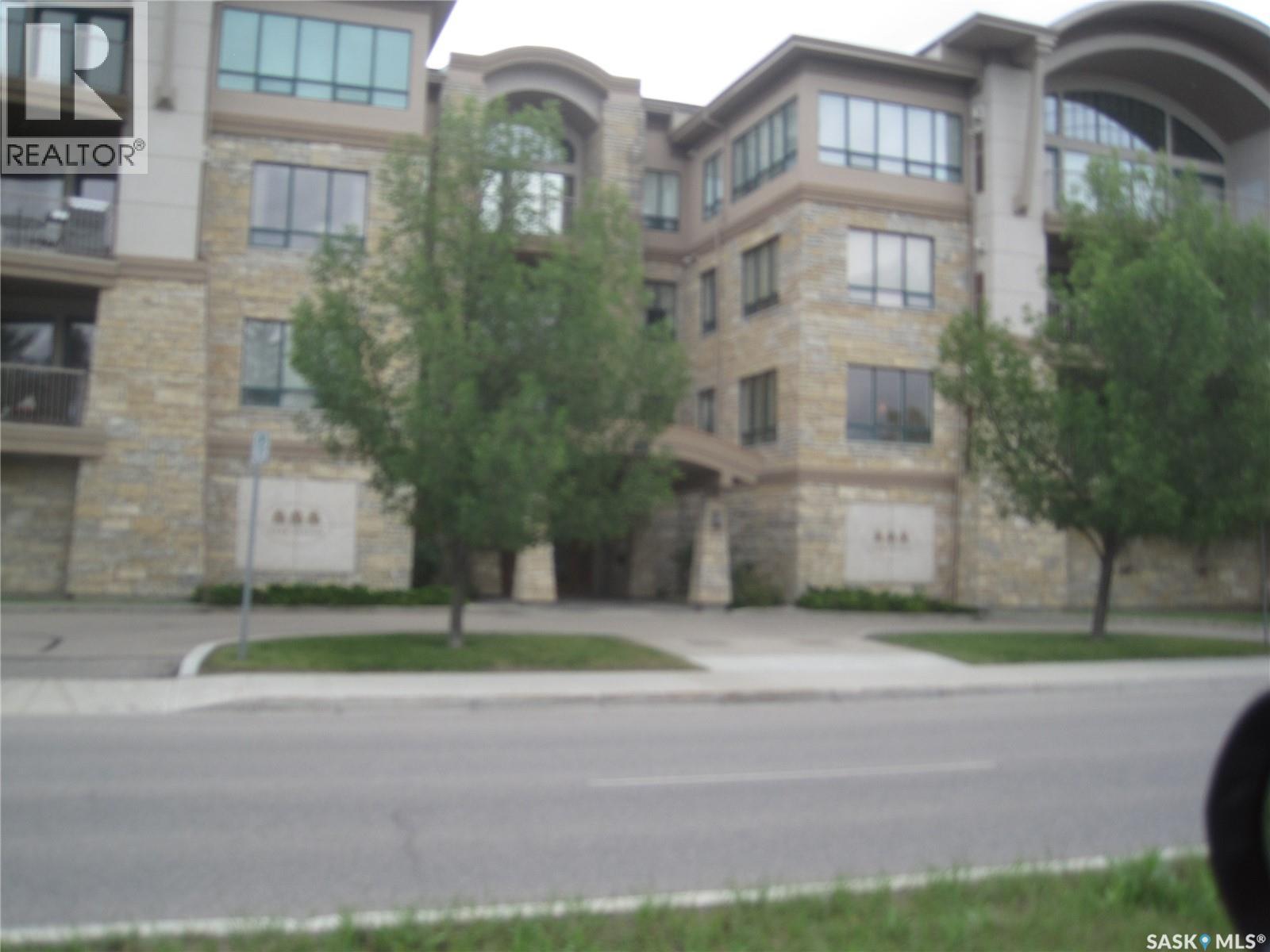 #240 3435 Hillsdale STREET - 44