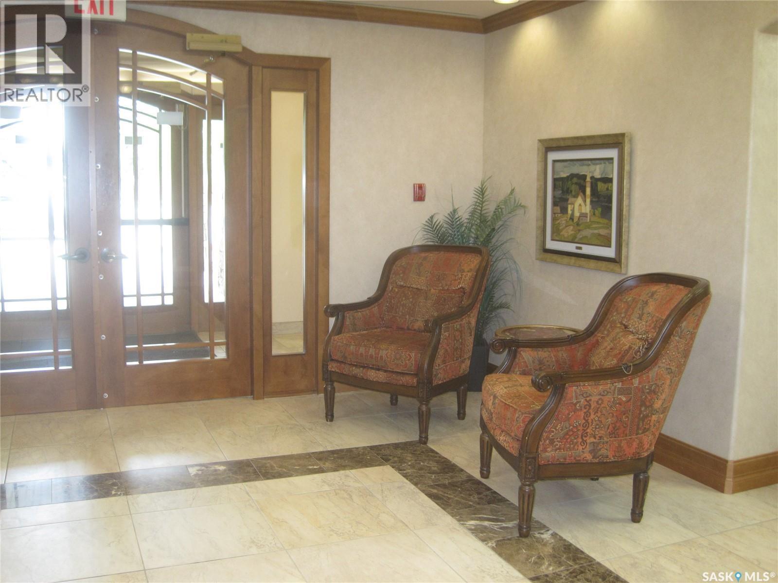 #240 3435 Hillsdale STREET - 42
