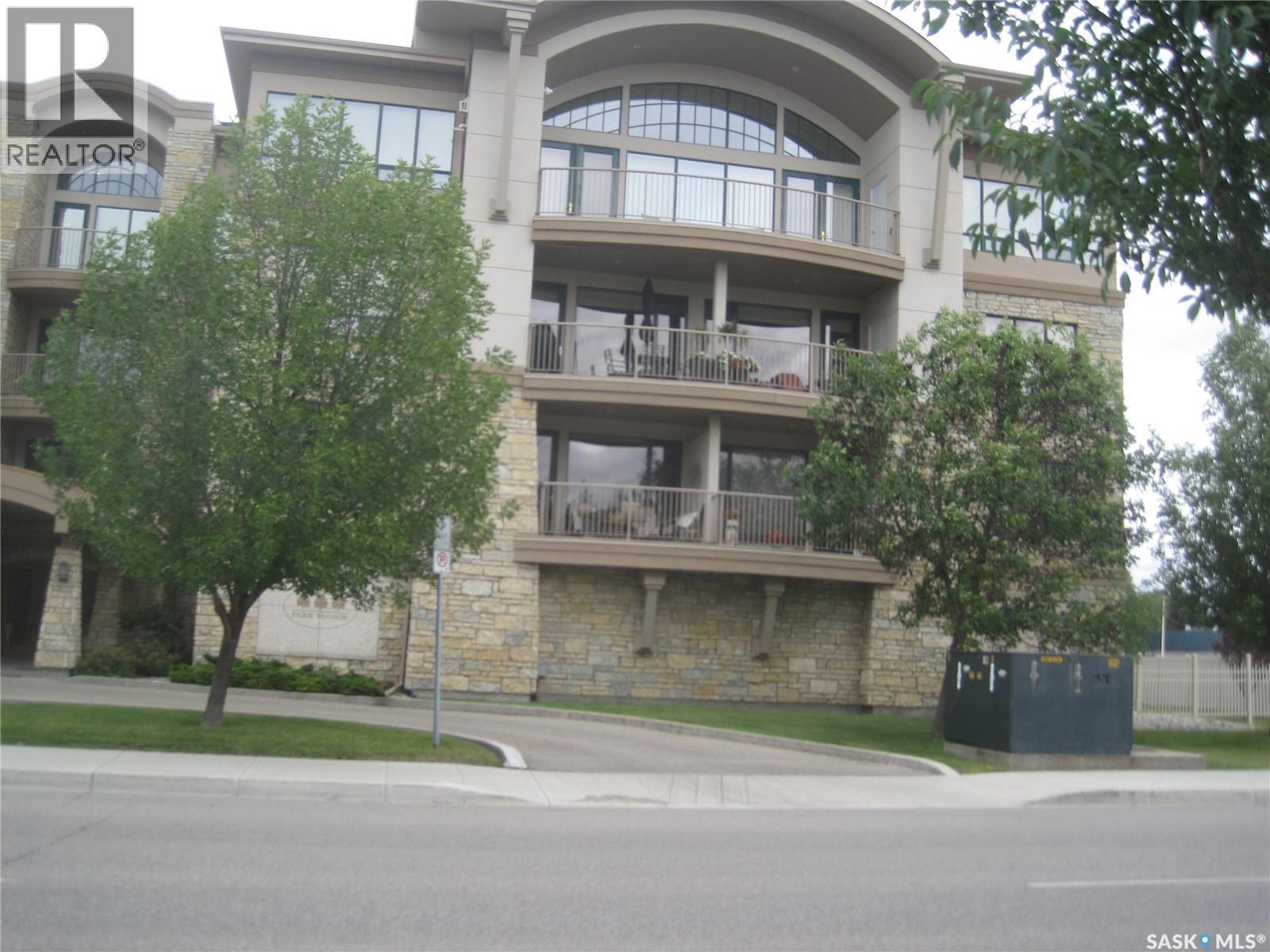 #240 3435 Hillsdale STREET - 45