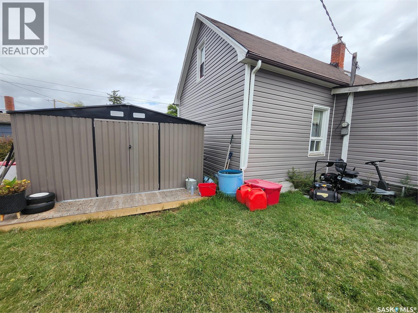 107 2nd STREET S, Cabri — photo 3