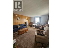 107 2nd Street S, Cabri, SK S0N0J0 Photo 9