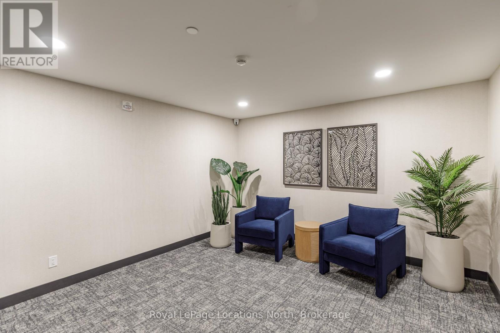 #203 31 HURON STREET - Image 10
