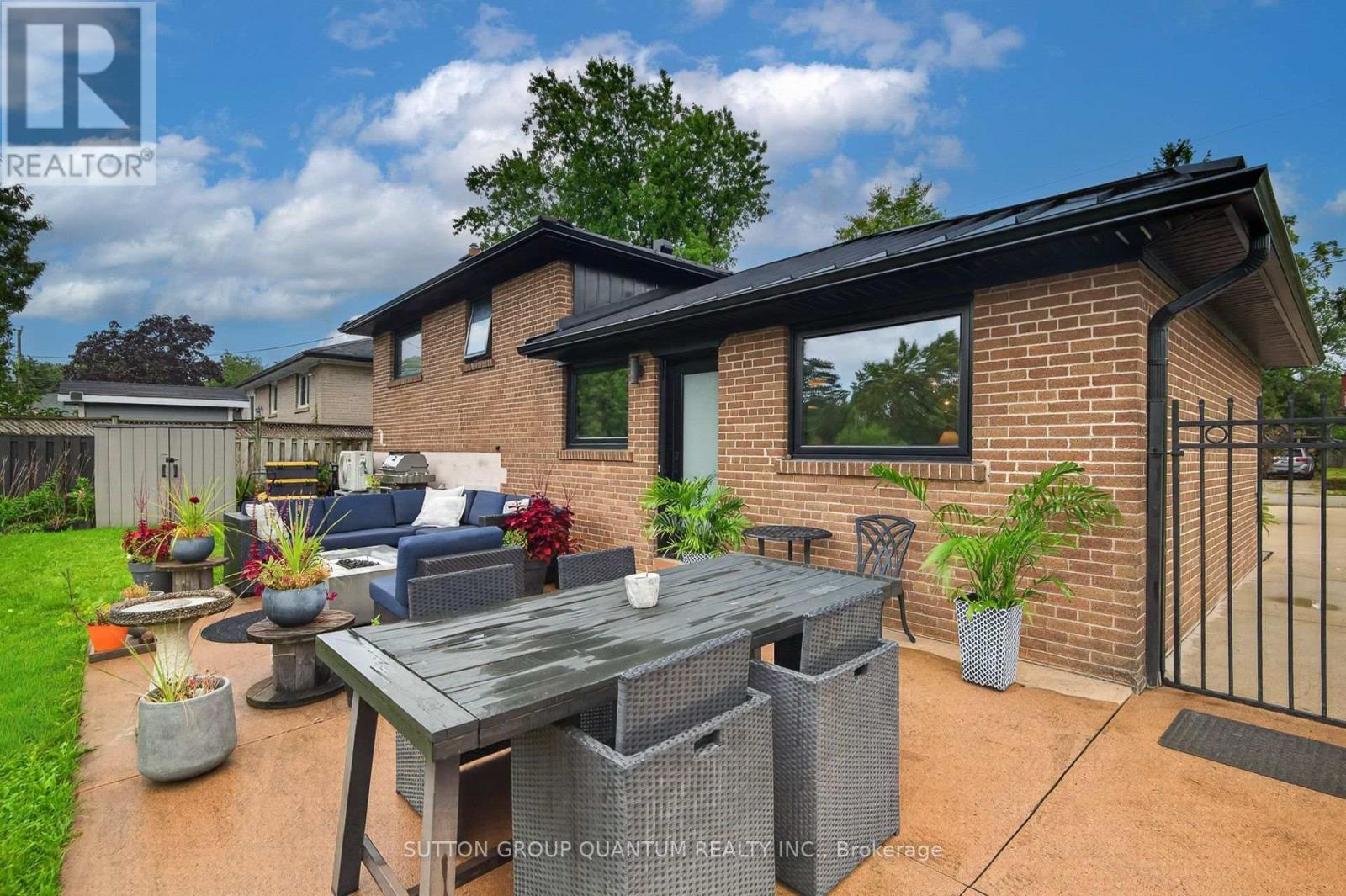 2103 SEABROOK DRIVE - 41