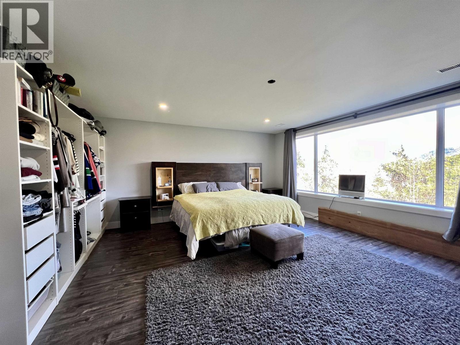 707 E 4TH AVENUE - Image 22