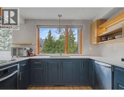 Bedroom - 133 Coyote Way, Canmore, AB T1W1C3 Photo 10