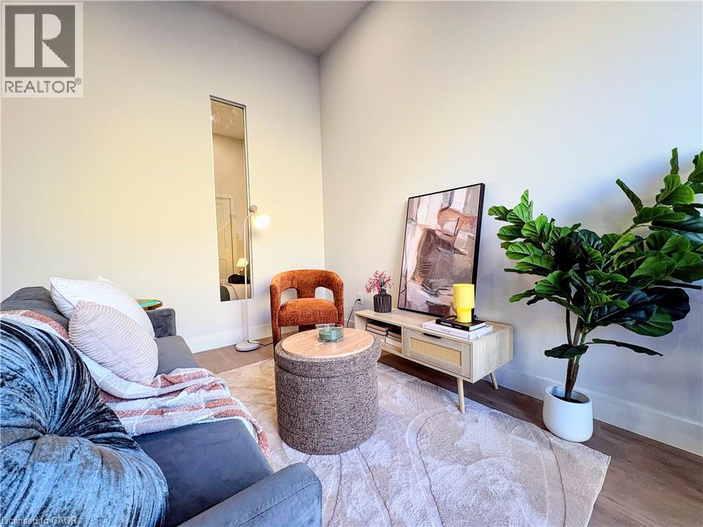 56 YORK Boulevard Unit# 203, Hamilton — photo 3