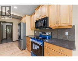 4pc Bathroom - 49 Panamount Rise Nw, Calgary, AB T3K6B6 Photo 17