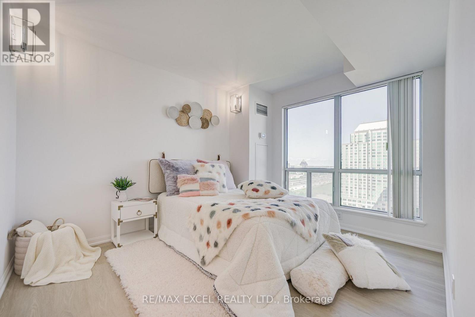 #1706 8 LEE CENTRE DRIVE - Image 32