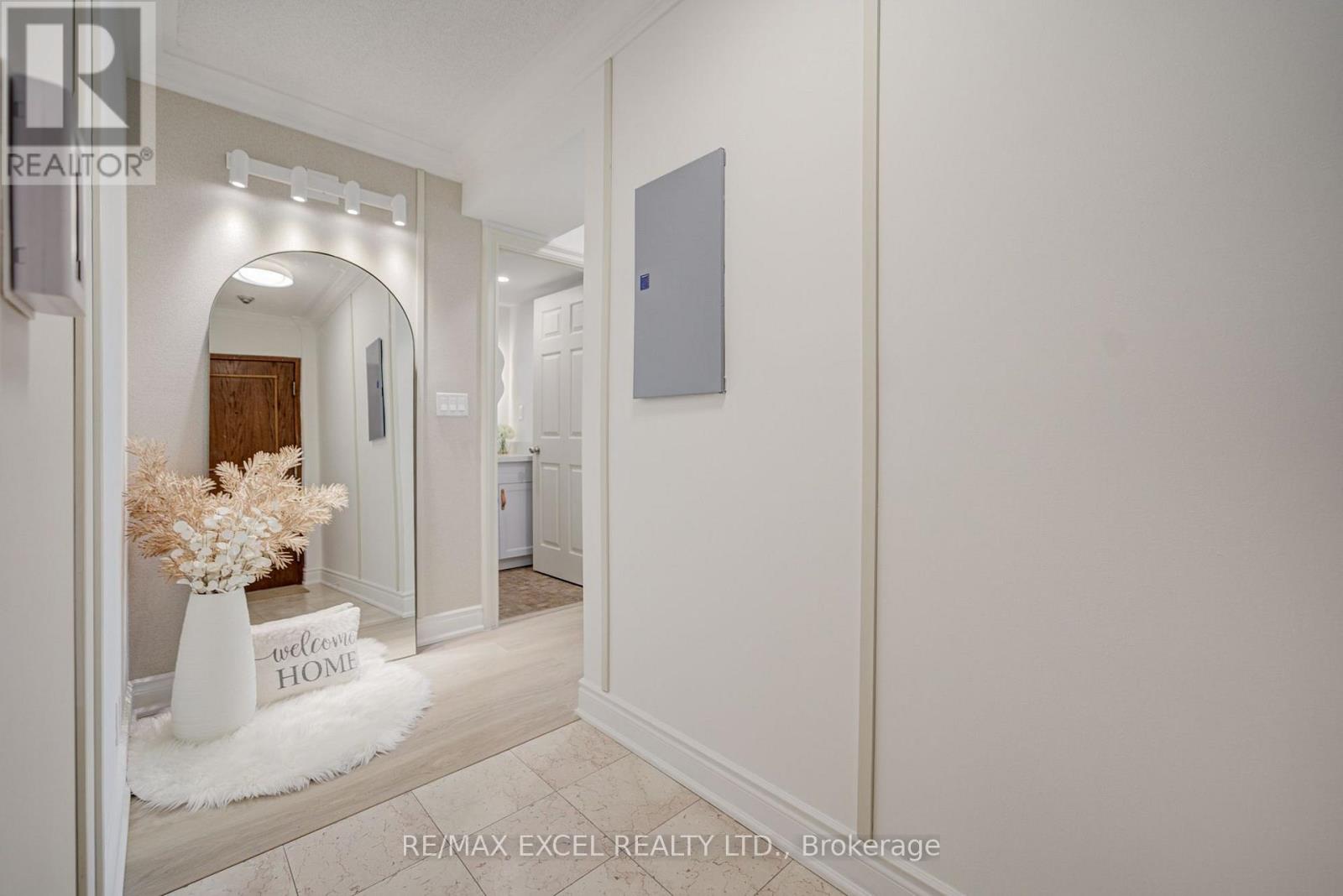 #1706 8 LEE CENTRE DRIVE - Image 5