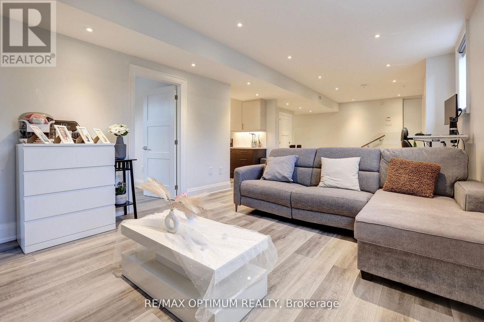 26 PIONEER DRIVE - Image 38