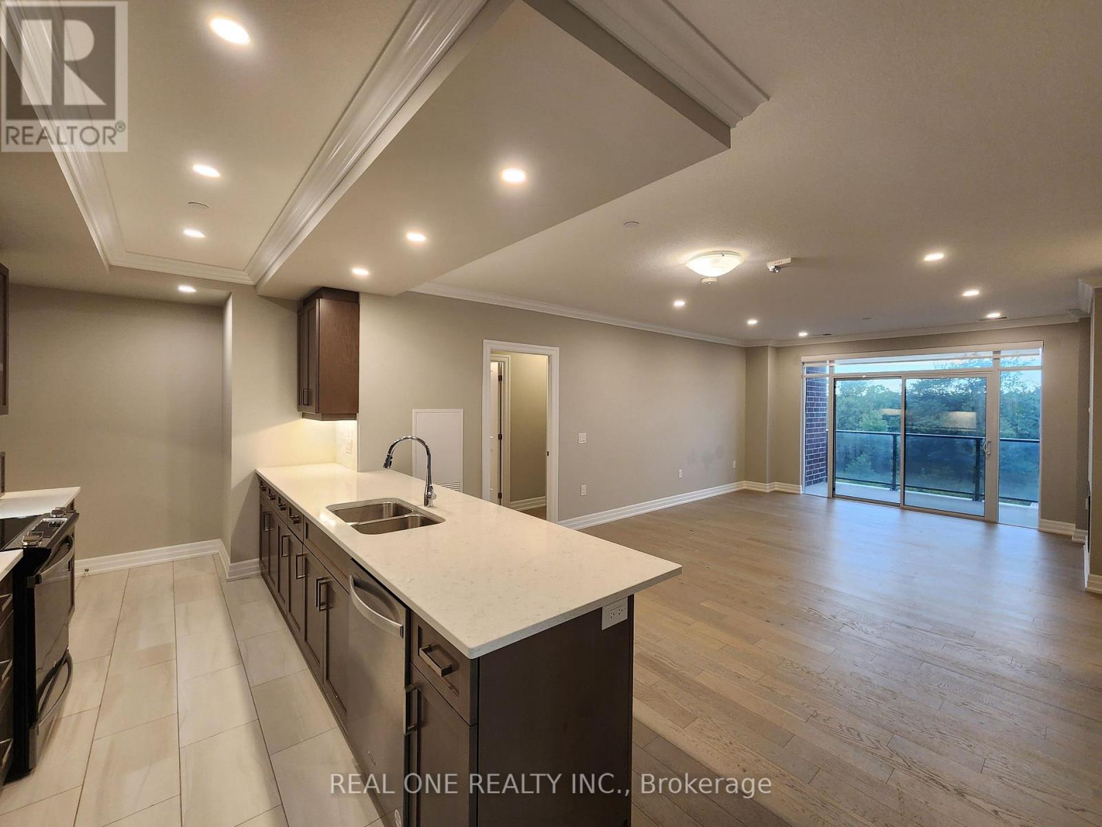 408 - 480 CALLAWAY ROAD, London North (North R) — photo 2