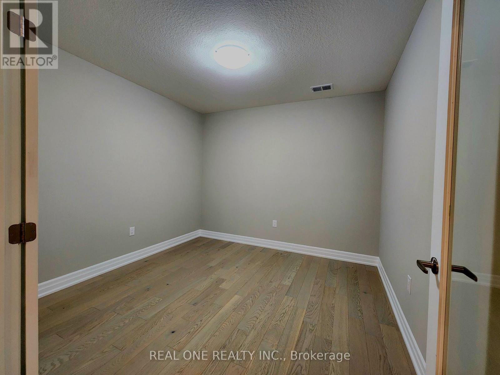 408 - 480 CALLAWAY ROAD, London North (North R) — photo 8