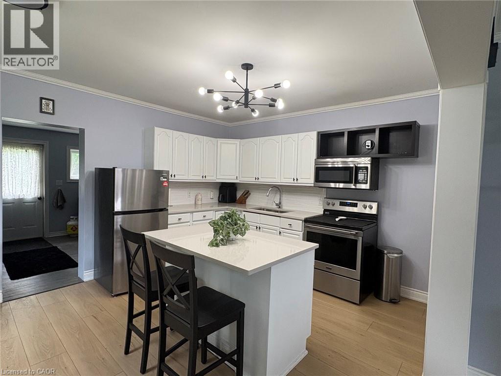 155 SHERMAN Avenue, Simcoe — photo 5