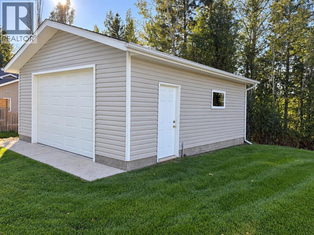 Listing photo – 24, 41124 RANGE ROAD 282, Rural Lacombe County