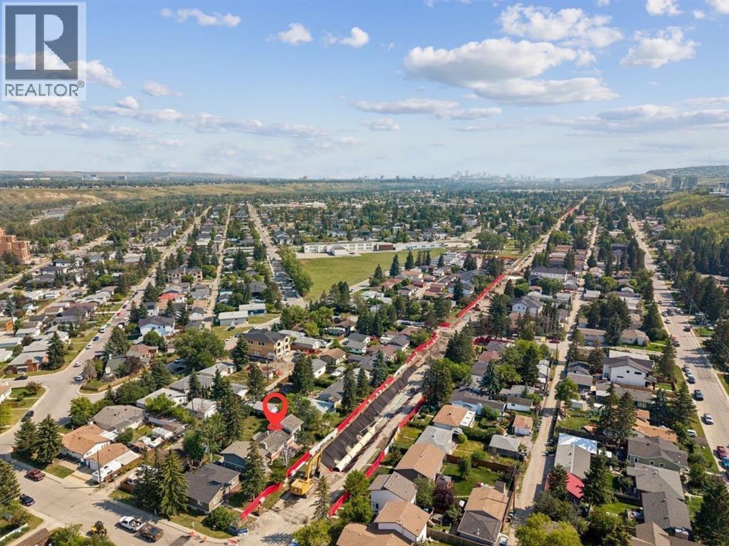 8832 34 Avenue NW - Image 9