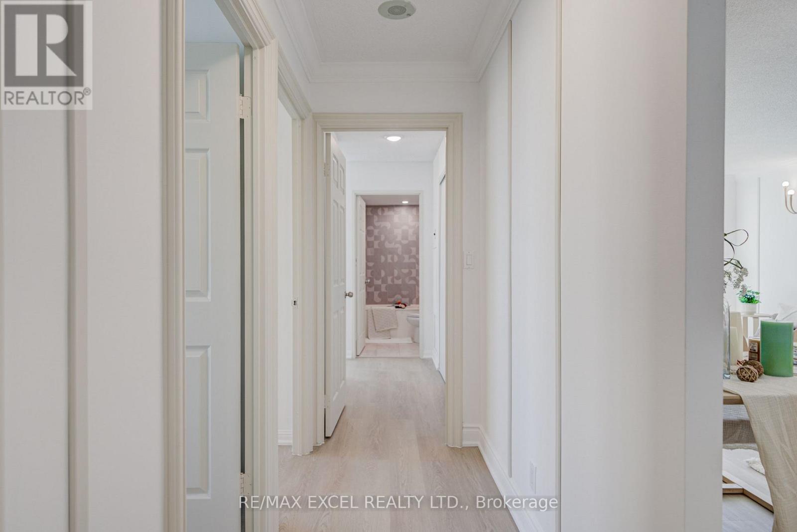 #1706 8 LEE CENTRE DRIVE - Image 22