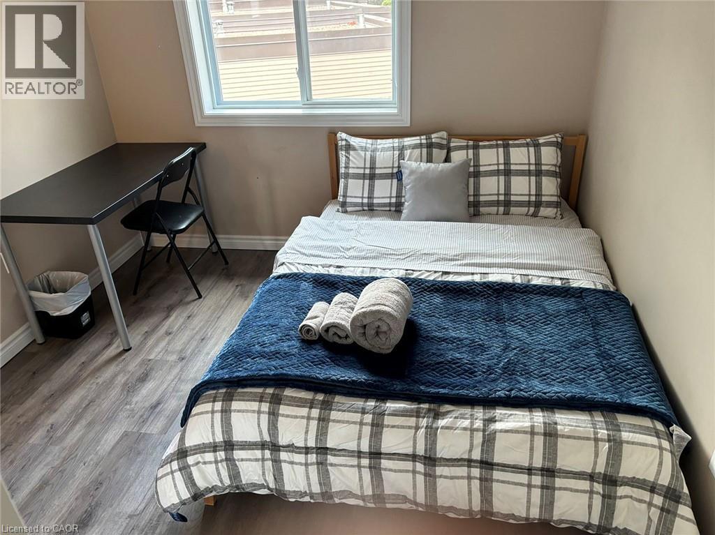 55 MOOREGATE Crescent Unit# 24, Kitchener — photo 9