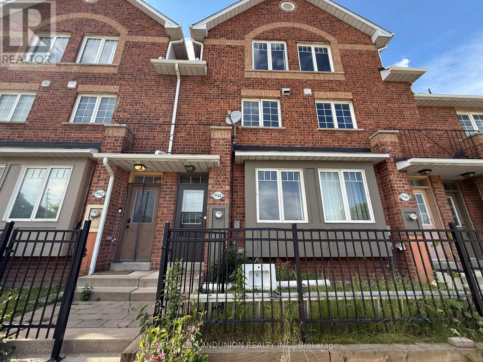Photo of 9544 Sheppard Avenue