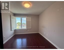 9544 Sheppard Avenue E, Toronto, ON M1B5Z4 Photo 8