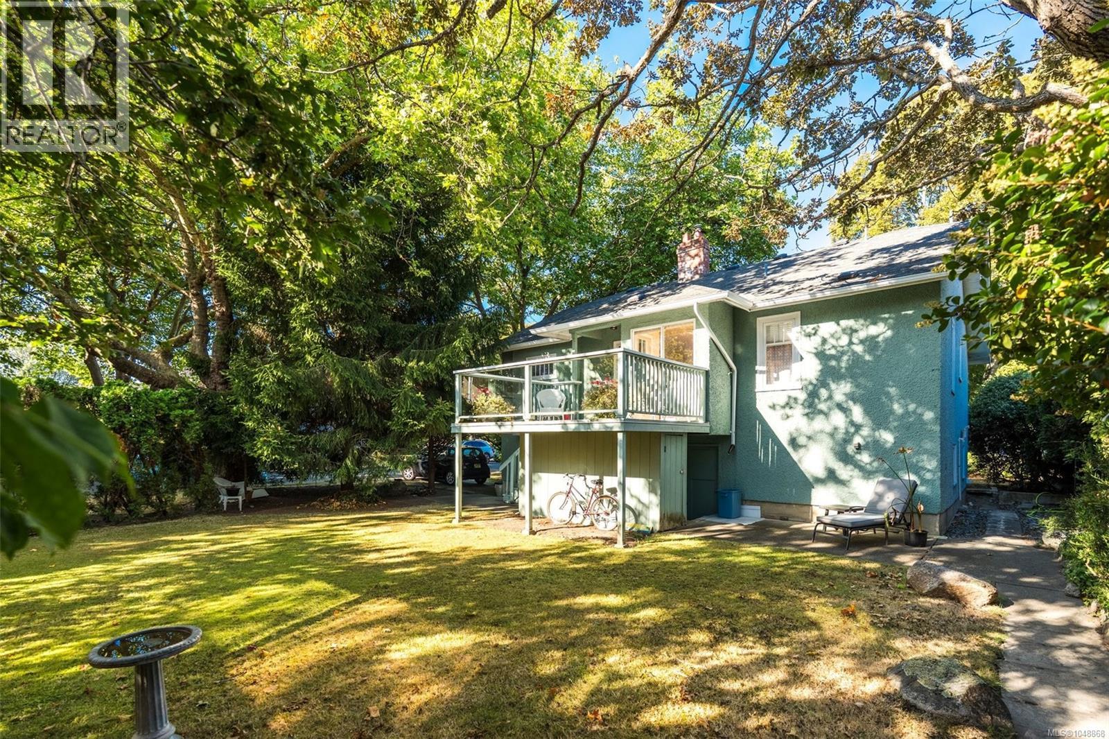 817 St. Patrick St - 30