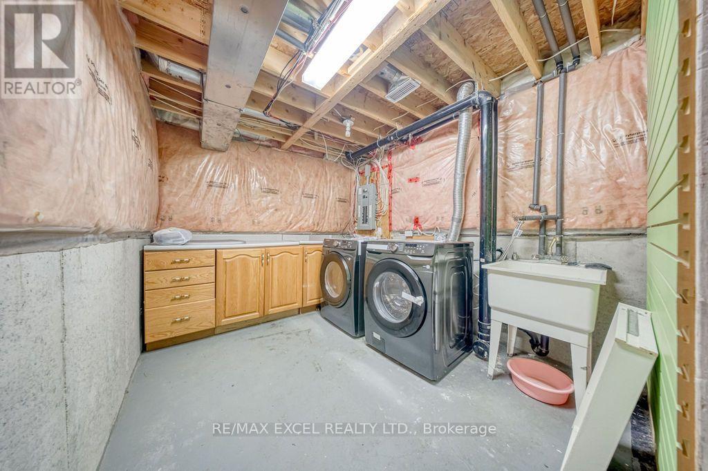 561 CABOTO TRAIL - 29