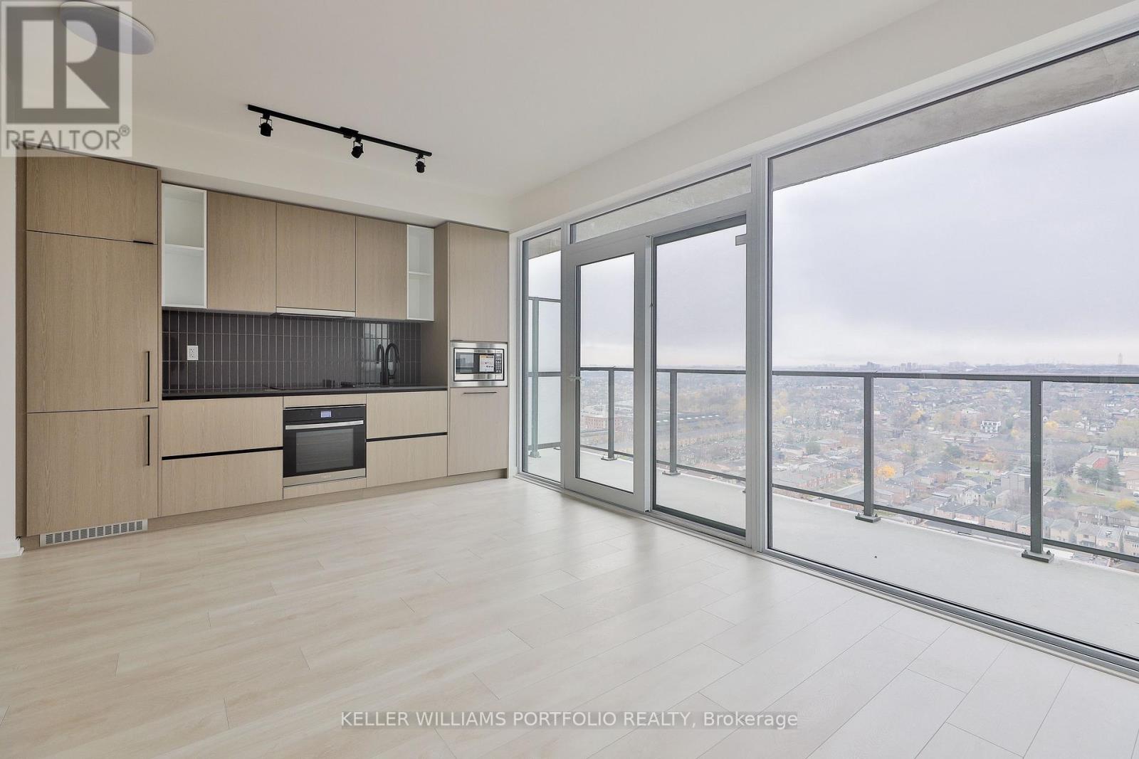 Photo of 1285 Dupont Street