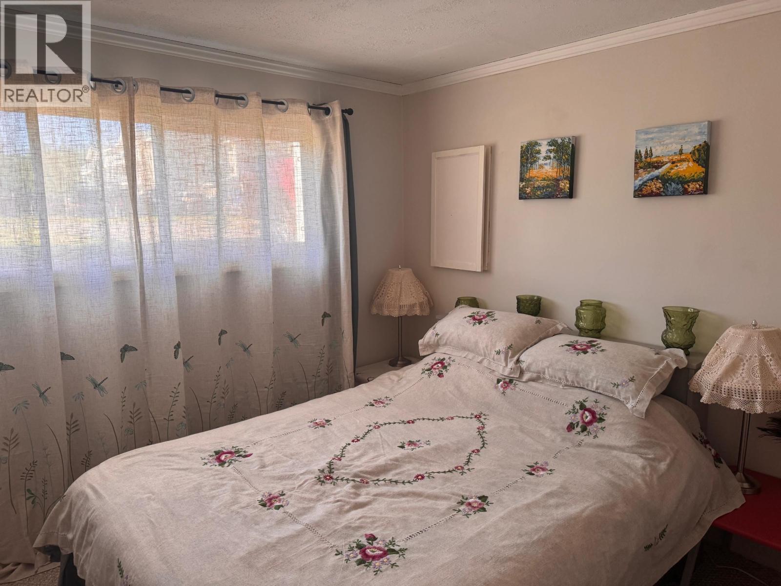 10102 PAQUETTE AVENUE - Image 24