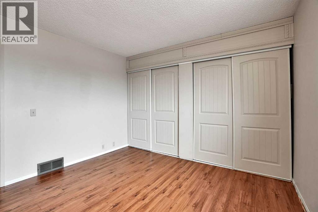48 Falton Rise NE - 11