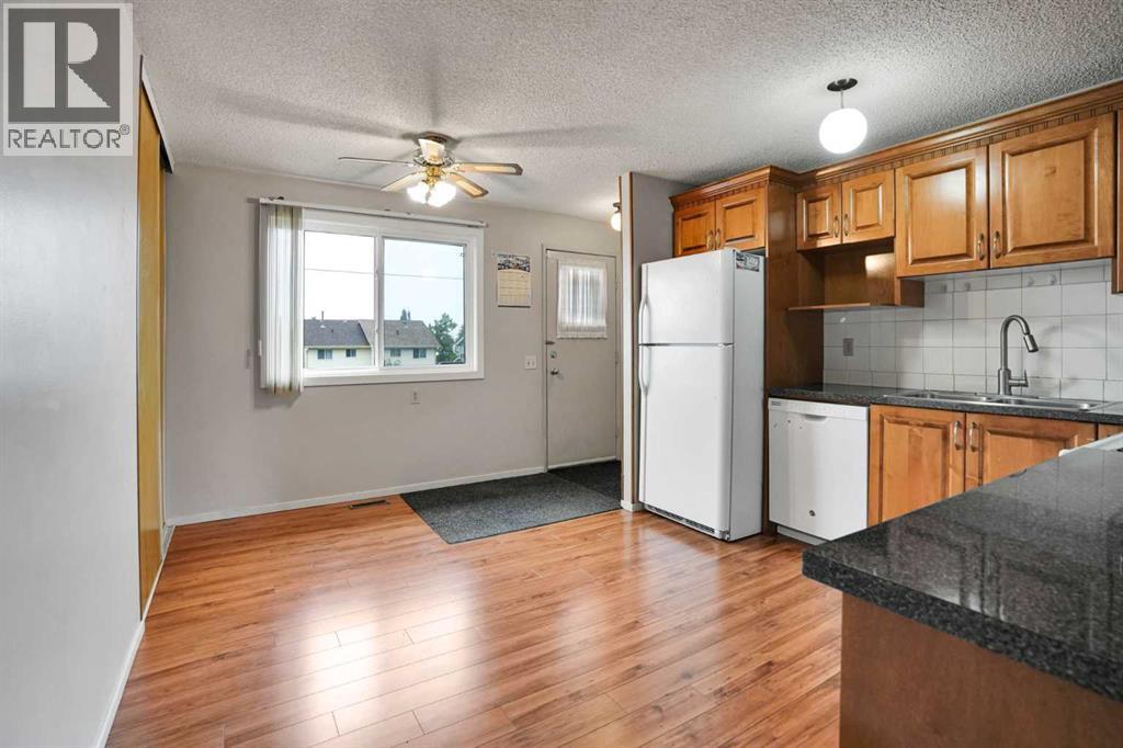 48 Falton Rise NE - 8