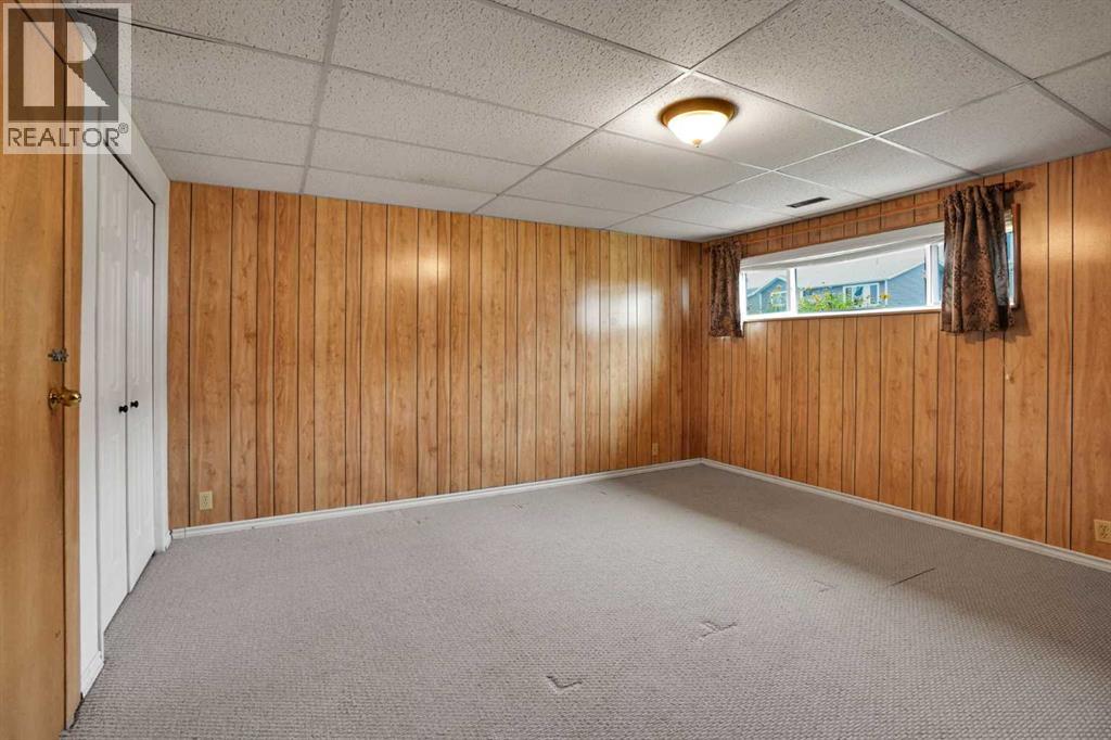 48 Falton Rise NE - 36