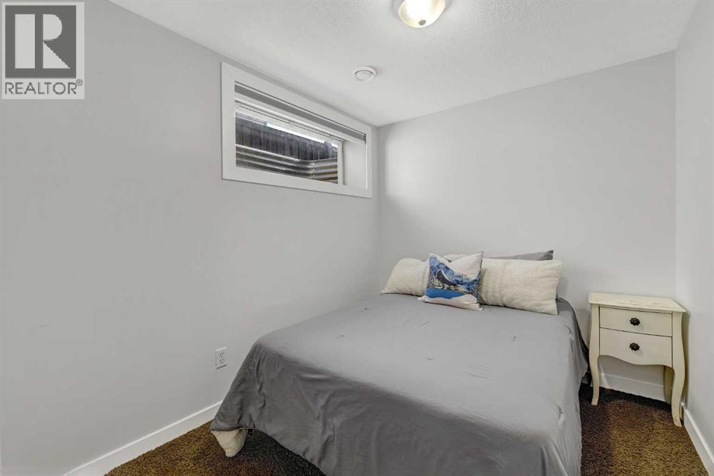 7722 114 Street - Image 23