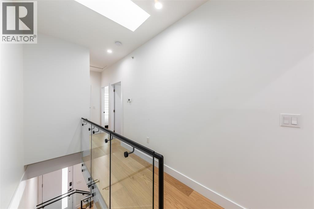 2975 E 42ND AVENUE, Vancouver photo 18