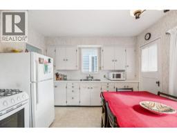 16 N Hythe Avenue, Burnaby, BC V5B1G4 Photo 12