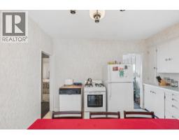 16 N Hythe Avenue, Burnaby, BC V5B1G4 Photo 15