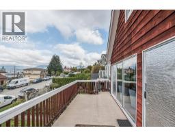 16 N Hythe Avenue, Burnaby, BC V5B1G4 Photo 23