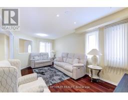 Living room - 26 Tumbleweed Trail, Brampton, ON L6Y5A1 Photo 10