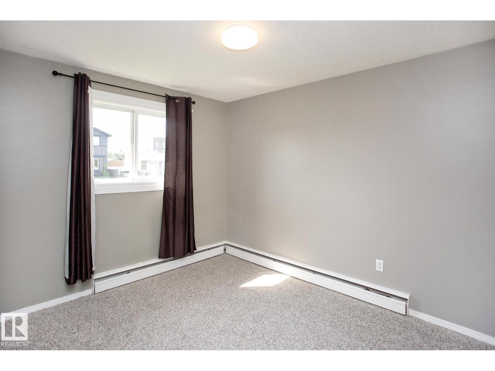 #8 15431 93 AV NW - Image 16