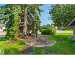 241 Greenoch Cr Nw, Edmonton, AB T6L1W6 Photo 48