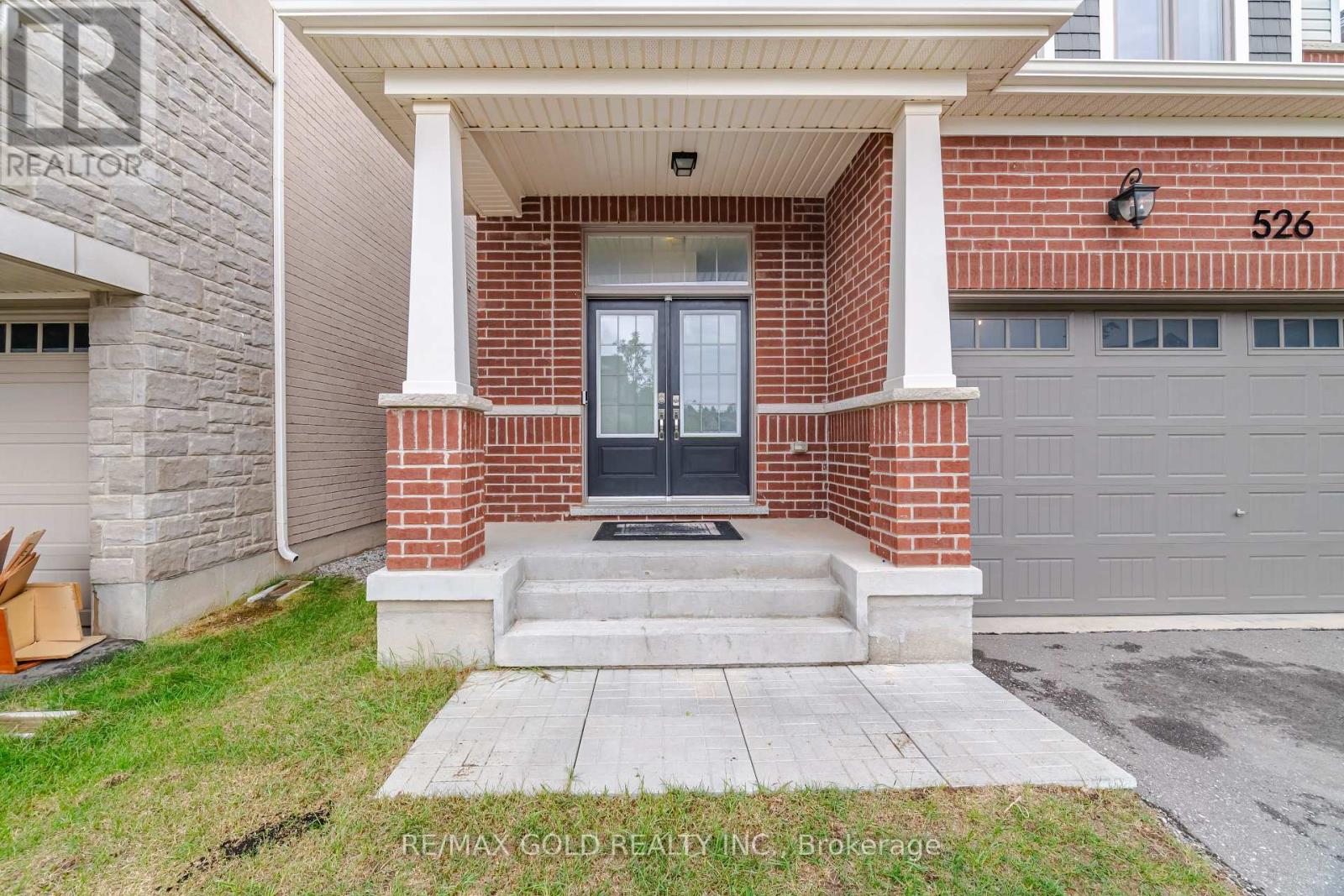 526 KENNEDY CIRCLE W - 11