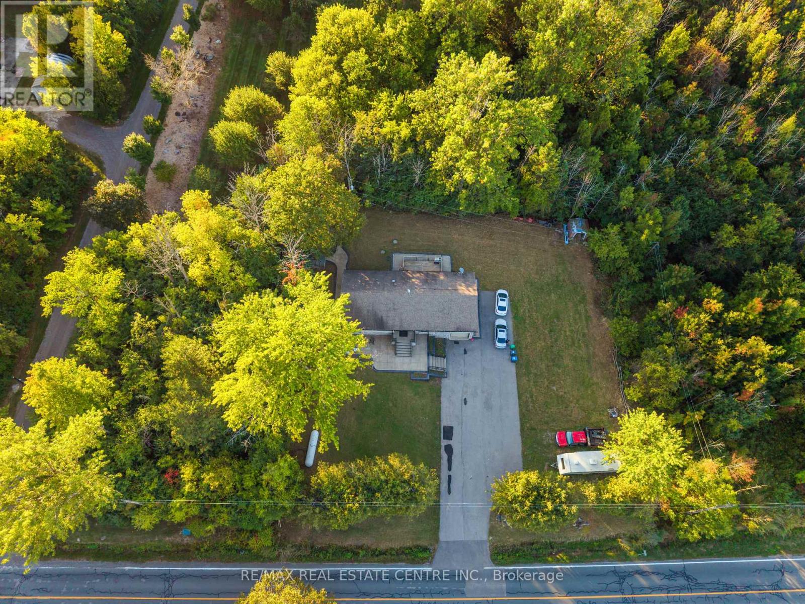 1910 OLDE BASE LINE ROAD - Image 33