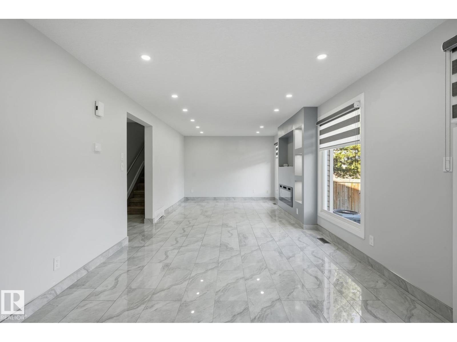 419 DUNLUCE RD NW - 3
